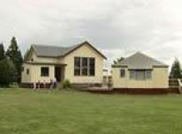 Exterior of Kaipaki School.